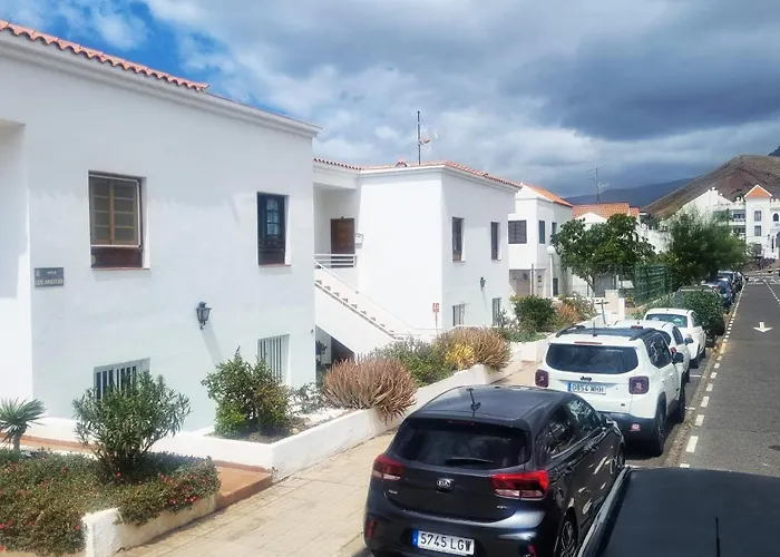 Daire Tranquil Hillside With Oceanview And Pool *