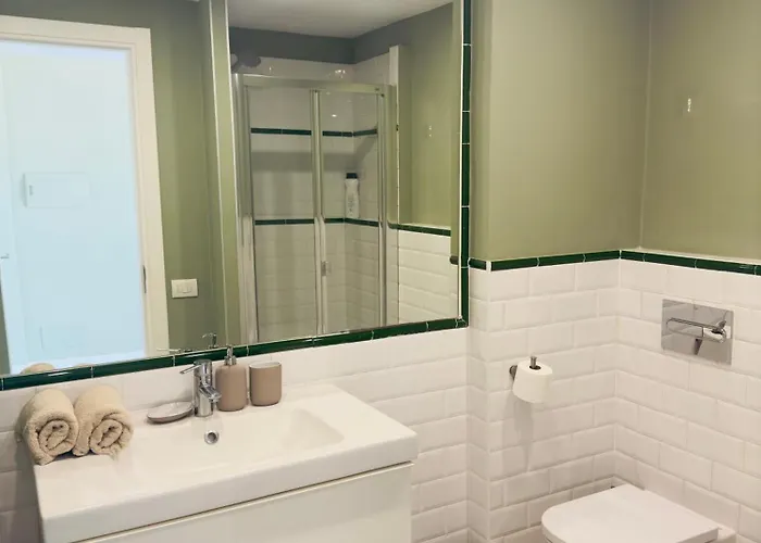 Tranquil Hillside With Oceanview And Pool