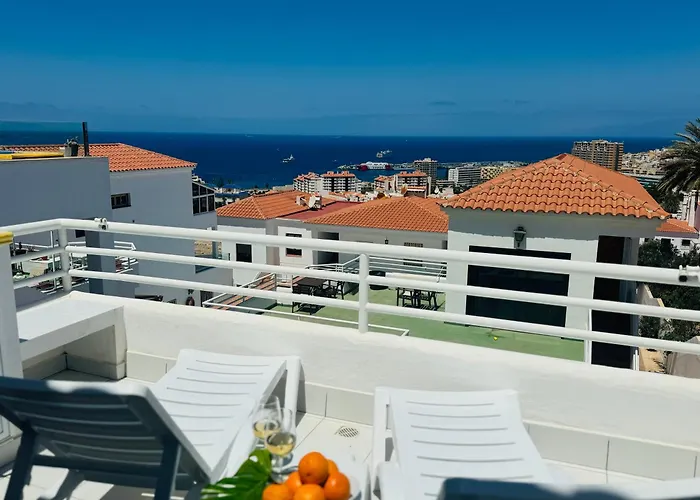 Daire Tranquil Hillside With Oceanview And Pool *