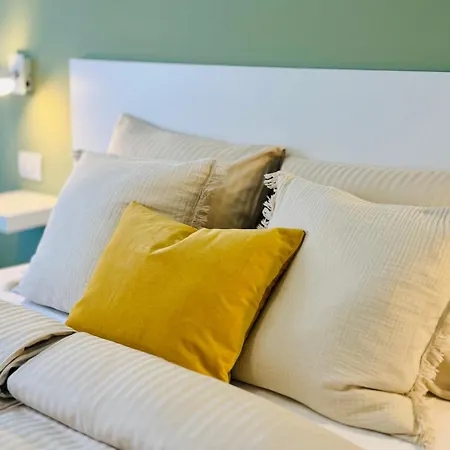 Tranquil Hillside With Oceanview And Pool Lägenhet Los Cristianos (Tenerife)