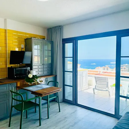 Tranquil Hillside With Oceanview And Pool Appartement Los Cristianos (Tenerife)