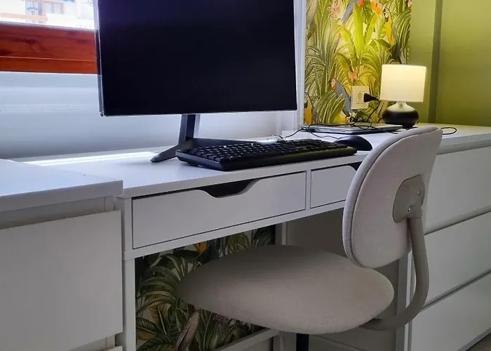 Tranquil Hillside With Oceanview And Pool Lägenhet Los Cristianos (Tenerife)