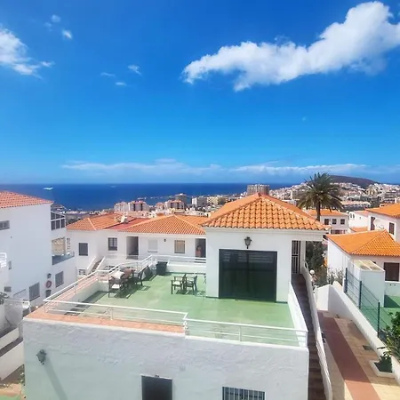 Tranquil Hillside With Oceanview And Pool Apartman Los Cristianos